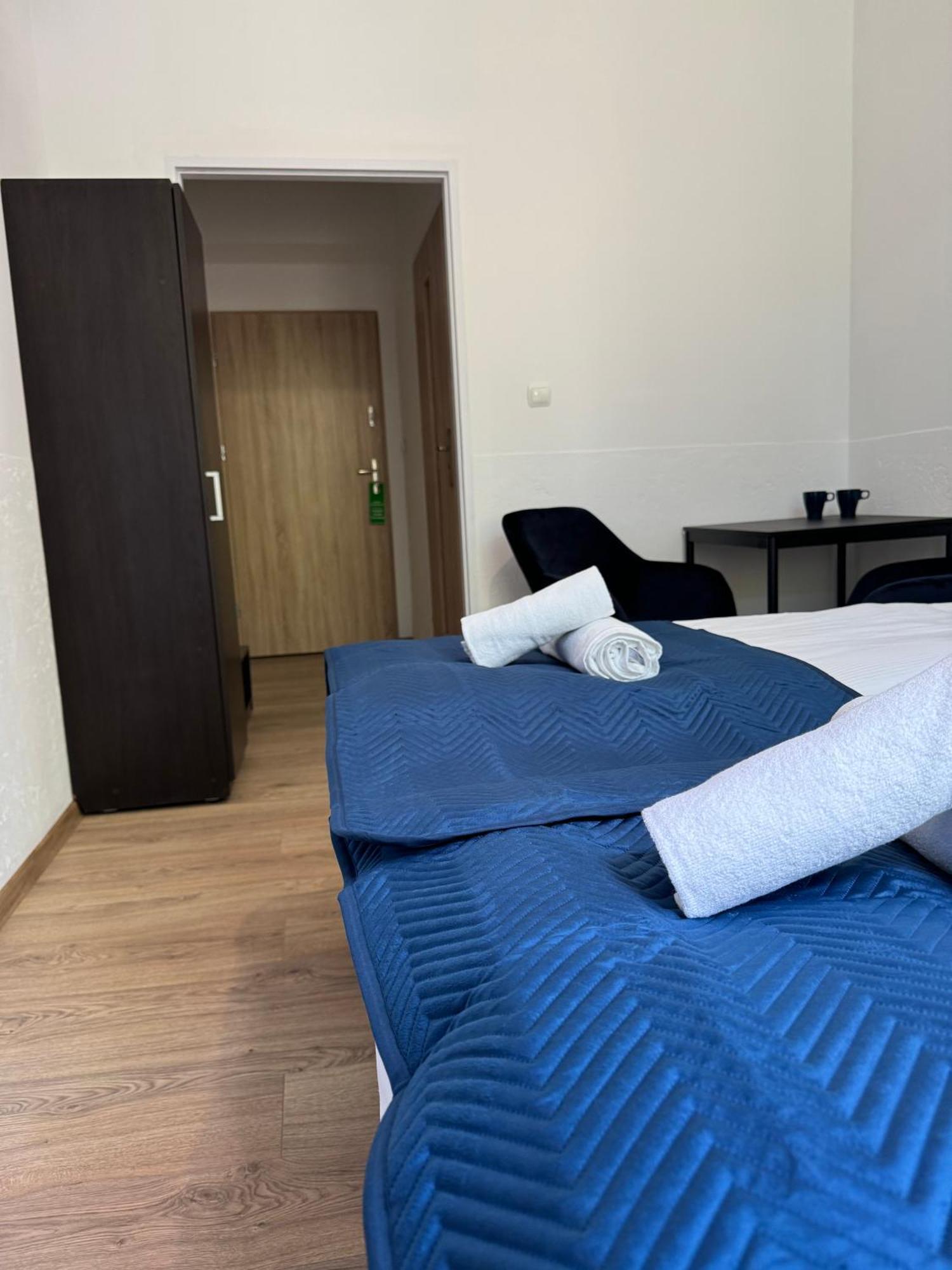 קרקוב Iris Aparthotel מראה חיצוני תמונה